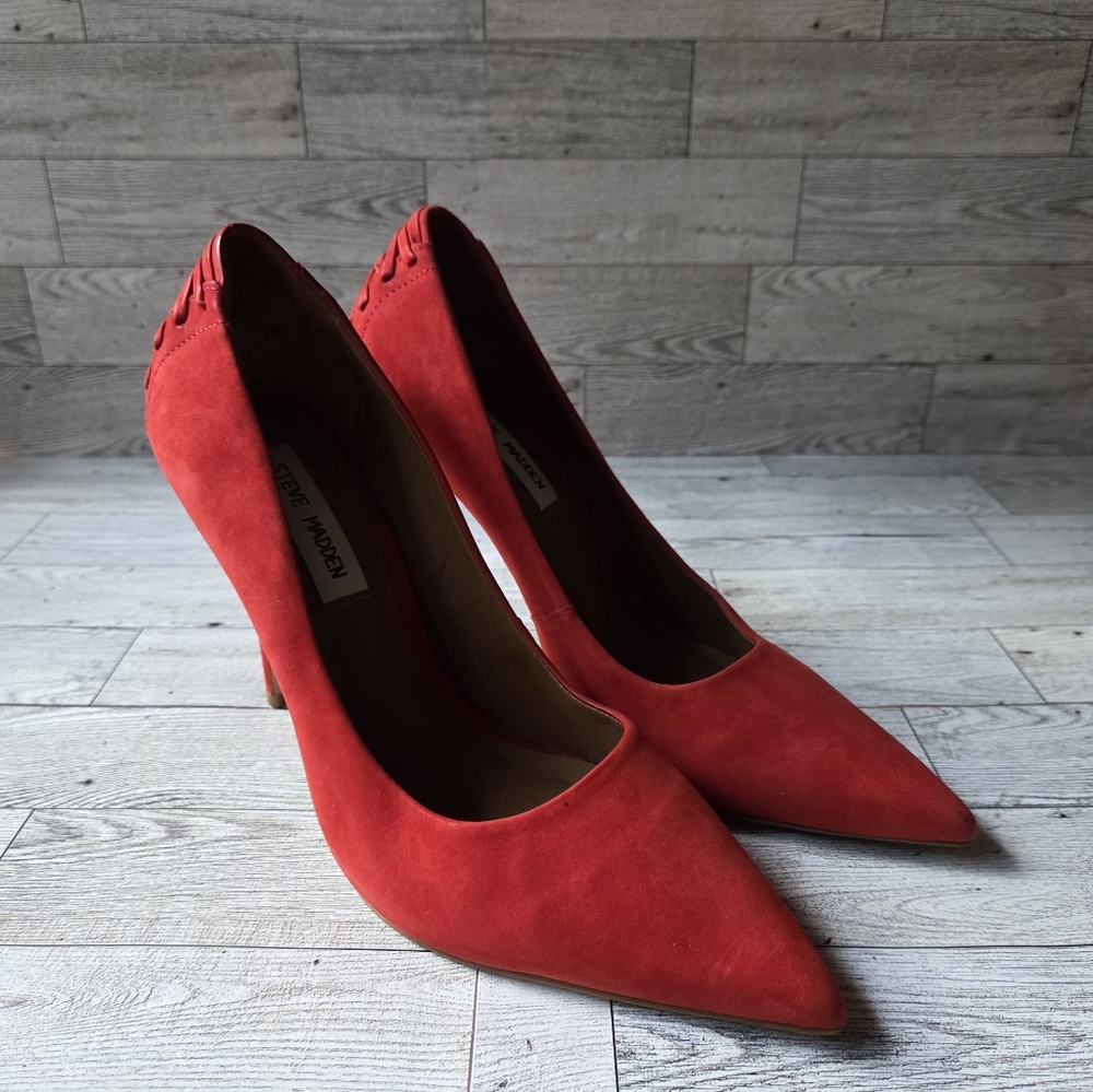 Steve Madden Red Suede Pointed Toe Stiletto Heels Size 9